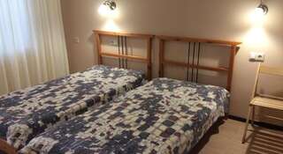 Гостиница Гостевой дом «На Чапаева» Геленджик Двухместный номер с 1 кроватью или 2 отдельными кроватями-3